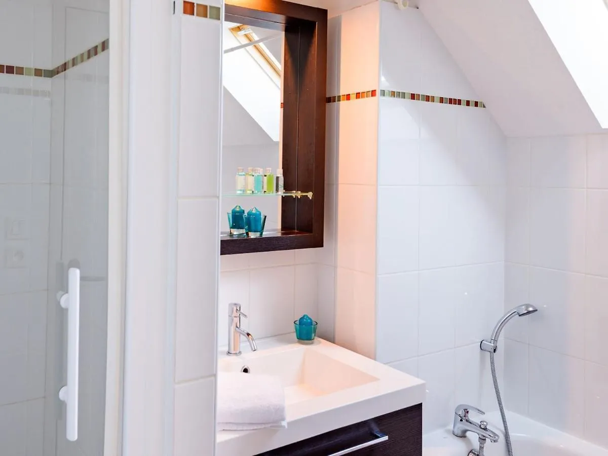 Luxury Apartment Near Breton Oyster Village Cancale